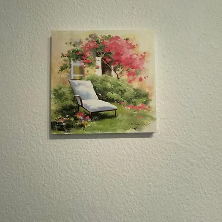 Center Apartment *